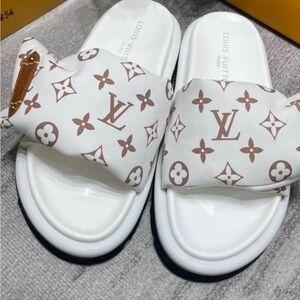 Louis Vuitton White and Brown Monogram Slides